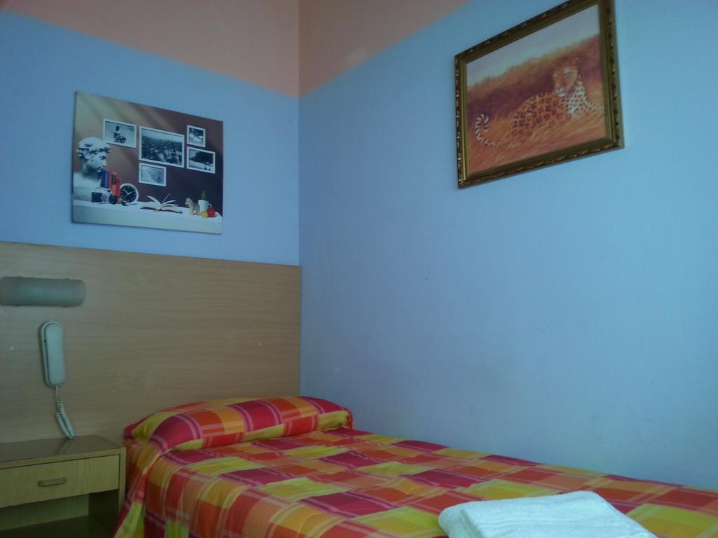 רימיני Hotel Marinella מראה חיצוני תמונה