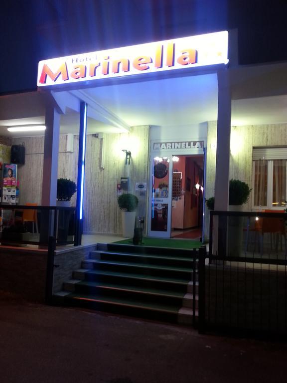 רימיני Hotel Marinella מראה חיצוני תמונה