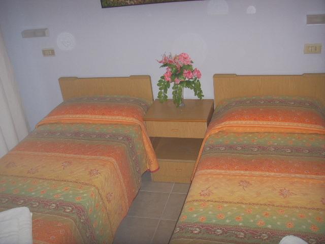 רימיני Hotel Marinella חדר תמונה